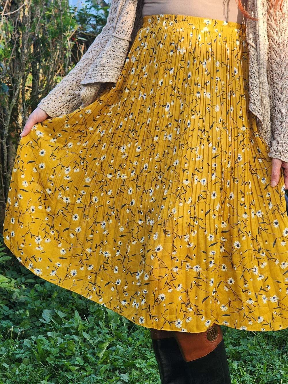 Yellow Floral Pleated Midi Skirt - Perfect for Fall